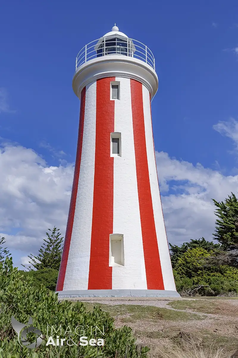 Photo du très reconnaissable phare de Devonport sur la côte nord de la Tasmanie