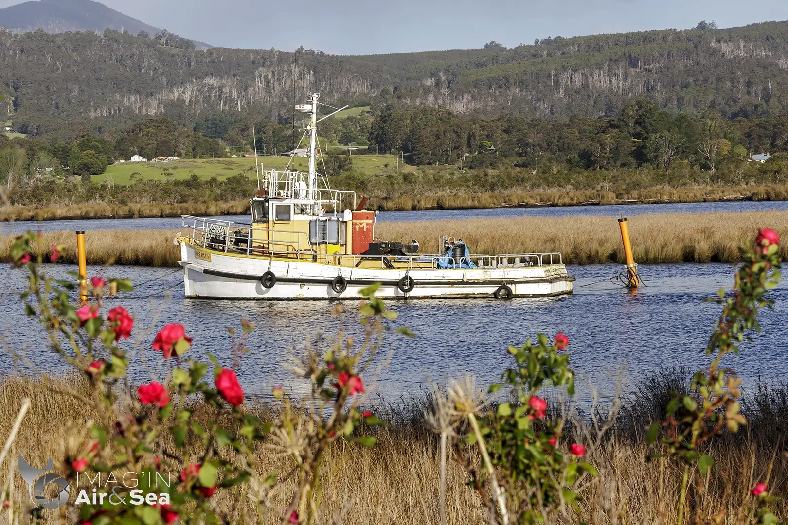 Bateau au mouillage du côté de Geeveston